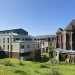 Les Mathurins F2 Unique Terrasse Parking Et Sport Apartment Rouen
