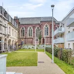 Les Mathurins F2 Unique Terrasse Parking Et Sport Apartment