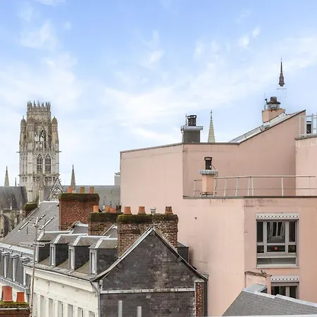 Les Mathurins F2 Unique Terrasse Parking Et Sport Apartment *