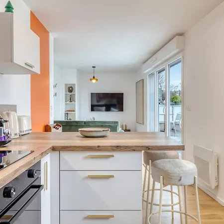 Appartement Les Mathurins F2 Unique Terrasse Parking Et Sport Rouen