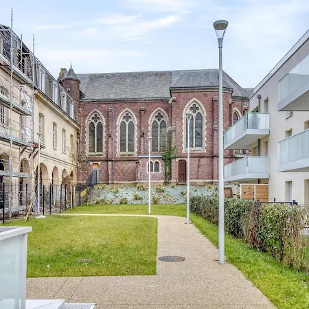 Les Mathurins F2 Unique Terrasse Parking Et Sport Appartement