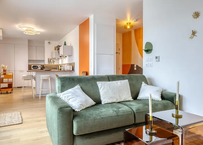 Les Mathurins F2 Unique Terrasse Parking Et Sport Appartement *