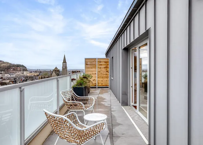 Les Mathurins F2 Unique Terrasse Parking Et Sport Appartement