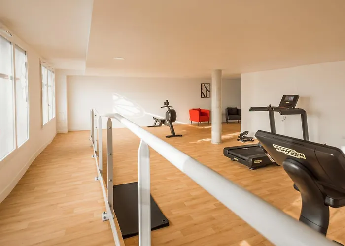 Les Mathurins F2 Unique Terrasse Parking Et Sport Appartement