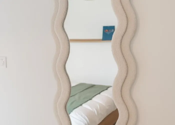 Les Mathurins F2 Unique Terrasse Parking Et Sport Appartement