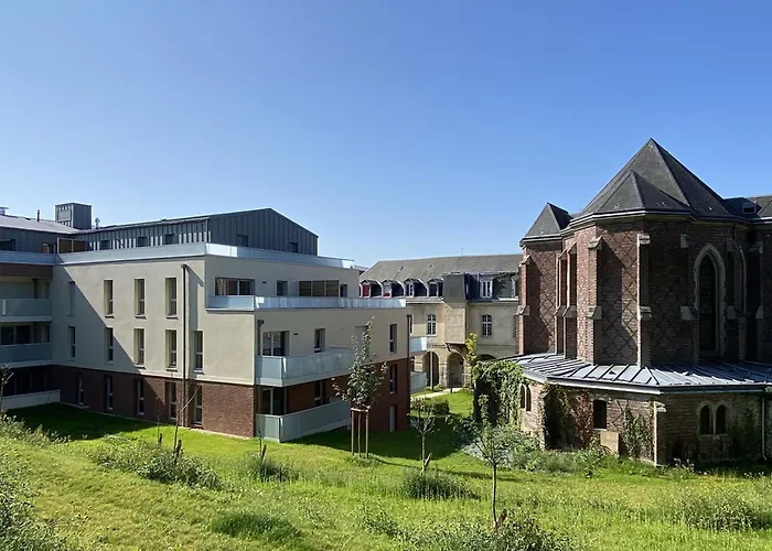 Les Mathurins F2 Unique Terrasse Parking Et Sport Appartement Rouen